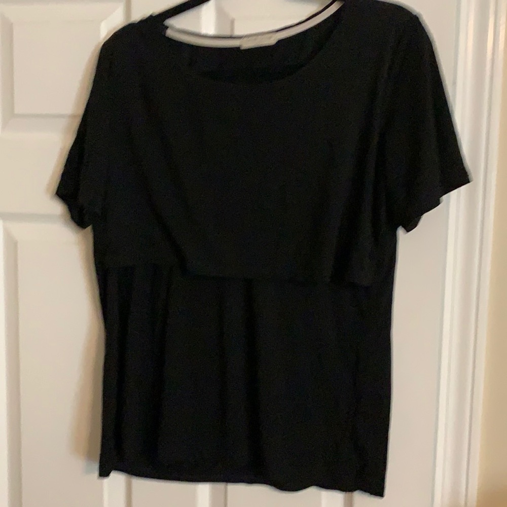 Small Show black nursing shirt